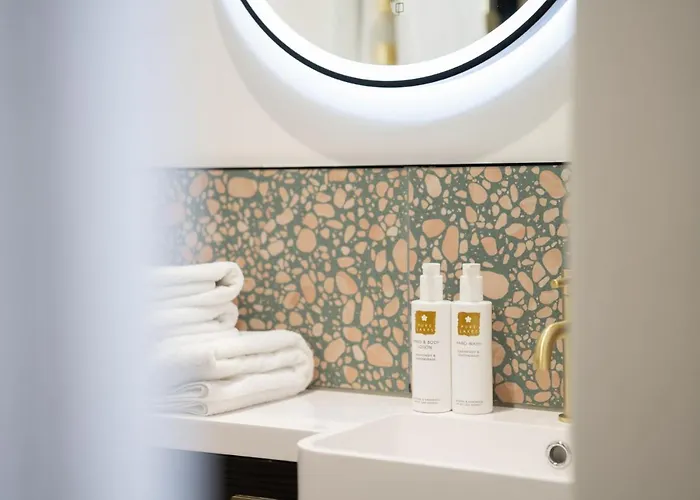 度假居 Modern In By Letmestay