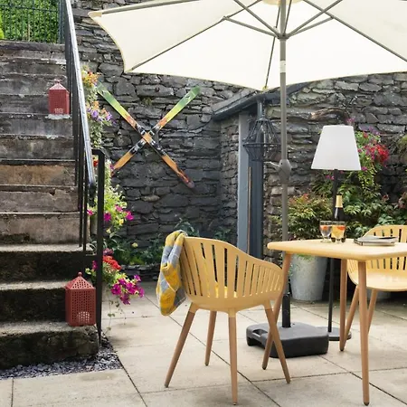 Modern In By Letmestay Holiday home *